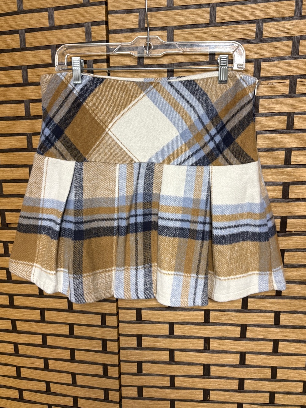 Blue rain tan plaid skirt size large